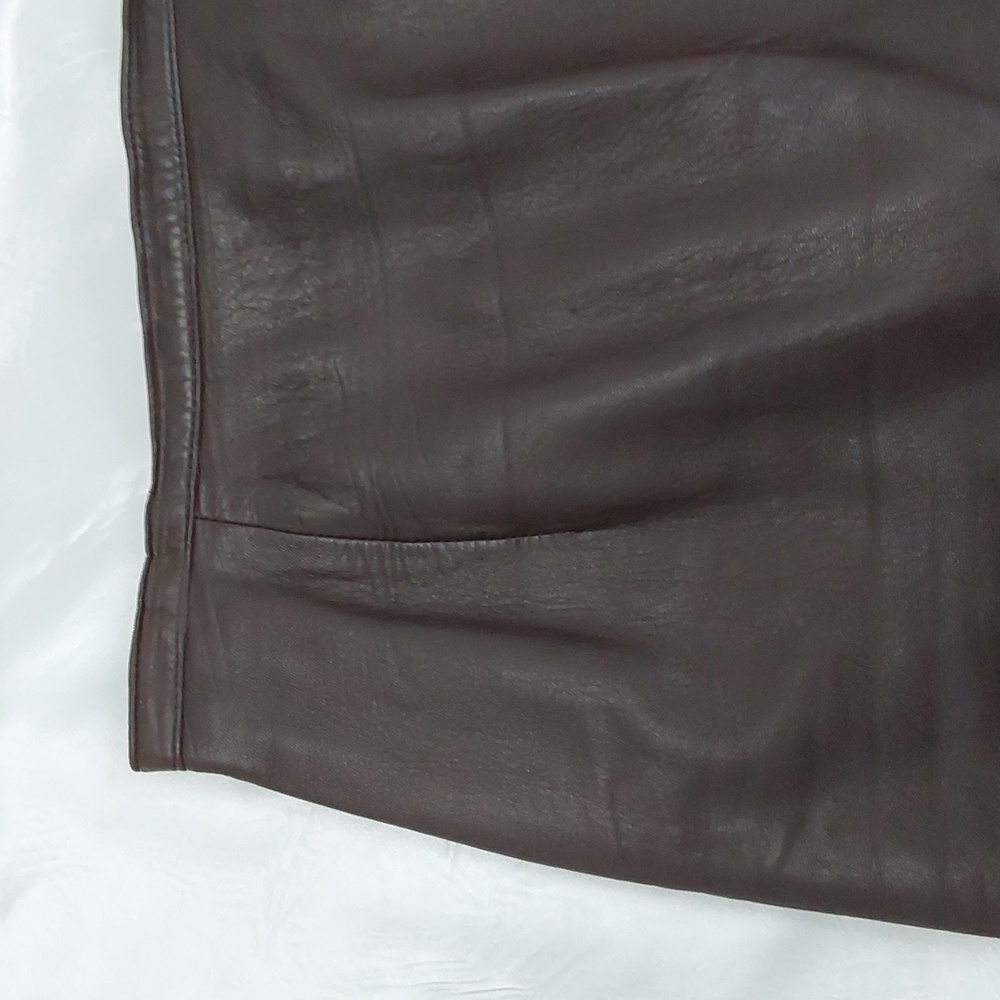 Ann Taylor Leather Mini Skirt Chocolate Brown, Fully Lined, Darted, Size 6 - Picture 4 of 15